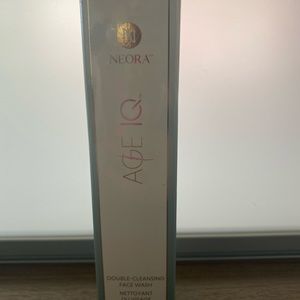 Neora double -cleansing face Wash